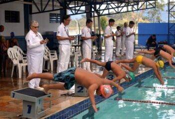 Festival Natalino de Natação de Caraguatatuba será neste domingo no Centro Esportivo