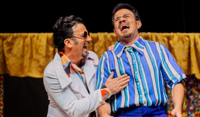 Teatro Mario Covas apresenta comédia com entrada gratuita e acessibilidade em libras neste sábado