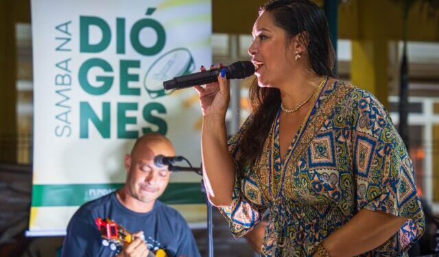 Projeto Verão 2026: Programação cultural segue nesta semana com música, cinema e teatro em Caraguatatuba