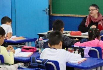 Governo Municipal institui regras da progressão funcional do magistério e avança na valorização dos servidores