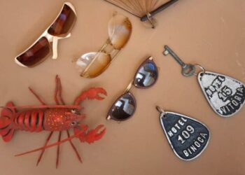 Exposição “Verões em Caraguatatuba” resgata a memória das temporadas de sol e mar