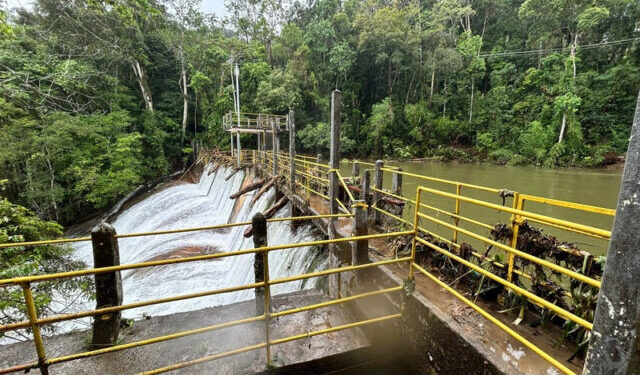 Chuvas afetam o abastecimento de água no Litoral Norte nesta terça-feira (20/1)