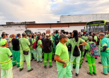 Vereadores demonstram preocupação com funcionários e com a limpeza urbana após decreto de calamidade