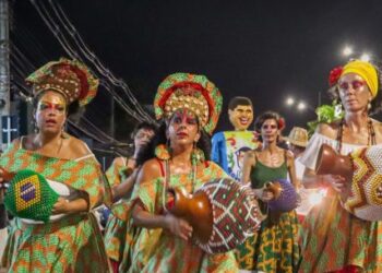 Carnaguá Folia 2026 transforma Carnaval em solidariedade