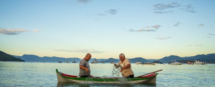 Portaria Interministerial garante continuidade da pesca artesanal com rede boieira em Caraguatatuba
