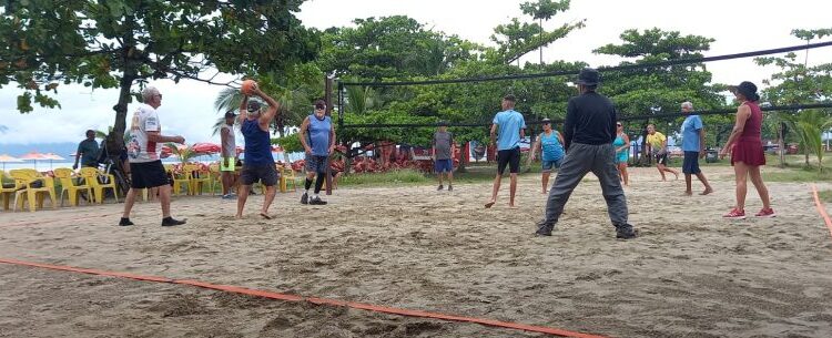 Caraguatatuba realiza 1º Torneio de Vôlei Adaptado da Melhor Idade nos dias 7 e 8 de março