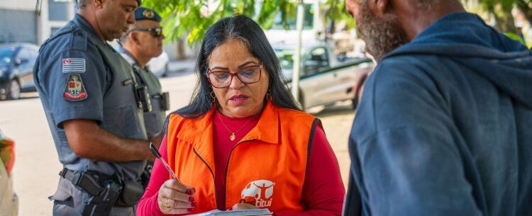 Ação integrada dos programas Ruas da Esperança e Pontes para o Futuro segue em pontos estratégicos de Caraguatatuba