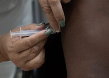 EMEI/EMEF Bernardo Ferreira Louzada recebe vacinação contra febre amarela na próxima terça-feira