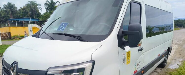 Caraguatatuba inicia transporte adaptado porta a porta para pacientes da Equoterapia