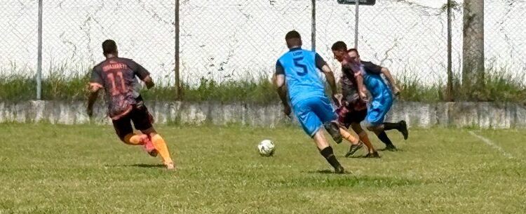 Torneio Aniversário da Cidade de Futebol tem rodada movimentada e muitos gols em Caraguatatuba
