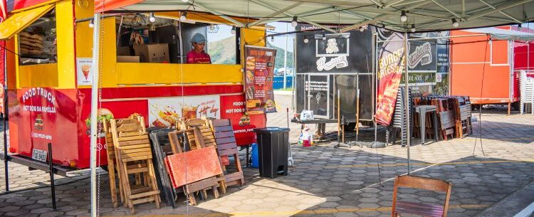 Prefeitura de Caraguatatuba abre chamamento para food trucks no Complexo Turístico do Camaroeiro