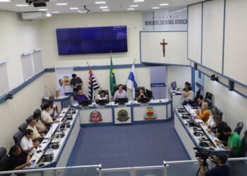 Aprovadas mudanças em contratações temporárias e acesso ao Mirante Camaroeiro e Morro Santo Antônio