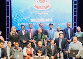 Cerimônia entrega Título de Gratidão Caiçara a 13 homenageados   