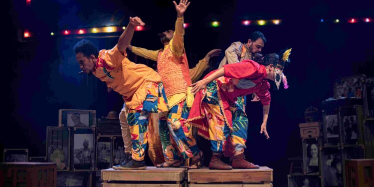 Grupo Pombas Urbanas apresenta espetáculo teatral “Florilégio” em cidades do Litoral Norte