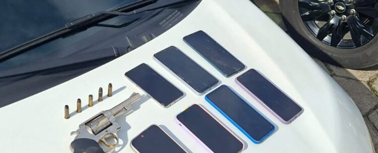 Ação rápida da Guarda Civil resulta na apreensão de revólver após alerta de possível sequestro