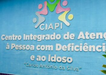 Ciapi completa 10 anos com mais de mil atendimentos por mês e comemora com comédia nesta quinta