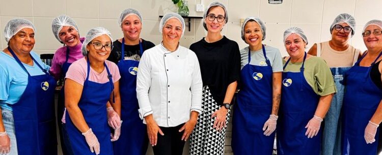 Fundo Social realiza curso de “Pães Artesanais” gratuito para mães do projeto “Colcha de Retalhos” da APAE