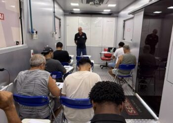 Prefeitura de Caraguatatuba abre inscrições para mais duas turmas do Curso gratuito de Funilaria de brilho