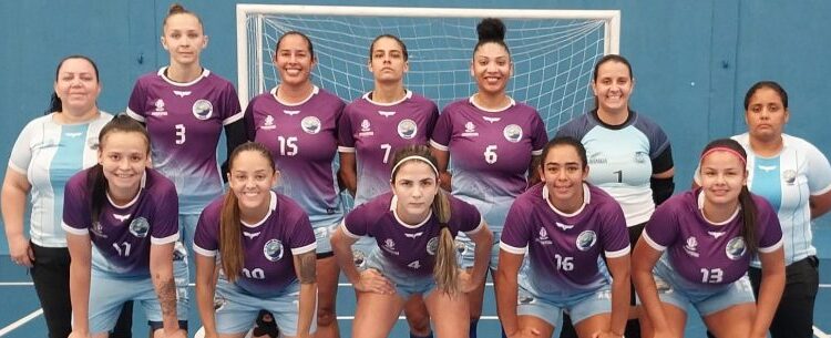 Caraguatatuba conquista bons resultados no futsal feminino