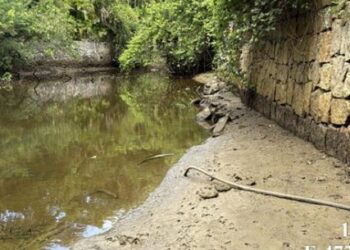 Prefeitura intensifica operação Caça-Esgoto para proteger praias e rios de Caraguatatuba