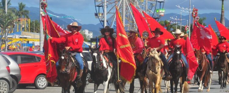 Tradição: XXXV Festa do Divino Espírito Santo movimenta turismo religioso e cultura popular em Caraguatatuba