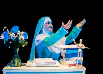 Espetáculo sobre Joanna de Ângelis chega a Caraguatatuba em apresentação única no Teatro Mario Covas