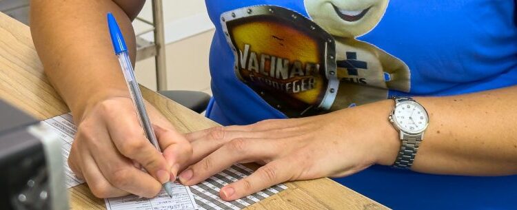 Caraguatatuba reforça vacinação contra sarampo e caxumba após registro de casos e alerta para viagens