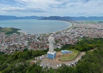 Secretaria de Turismo promove 14º Encontro de Turismo com debate sobre hotelaria e “Caraguá A Gosto”