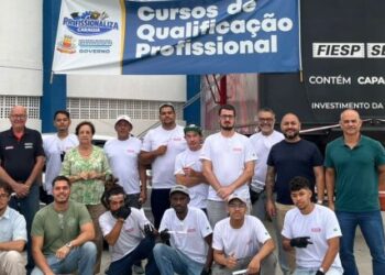 Programa Profissionaliza Caraguá conclui mais duas turmas de funilaria com certificação do Senai