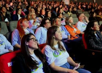 Caraguatatuba abre Semana do Bebê e do Brincar com debate sobre Primeira Infância
