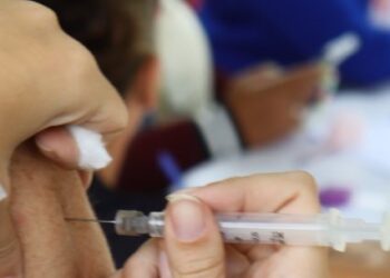 Saúde de Caraguatatuba destaca avanço na vacinação contra dengue, febre amarela e influenza