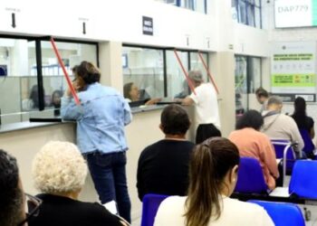 Prefeitura de Caraguatatuba faz plantão do Refis no feriado prolongado da Revolução de 1932