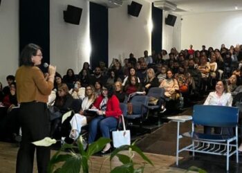 Caraguatatuba qualifica profissionais e fortalece integração da política de Assistência Social para aprimorar atendimento à população