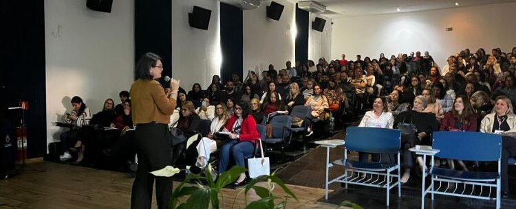 Caraguatatuba qualifica profissionais e fortalece integração da política de Assistência Social para aprimorar atendimento à população