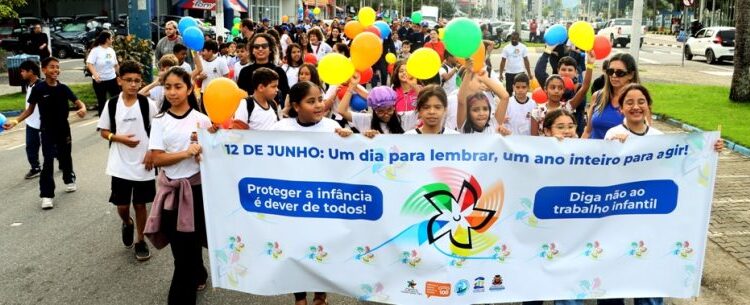 Caraguatatuba promove caminhada de conscientização e reforça combate ao trabalho infantil