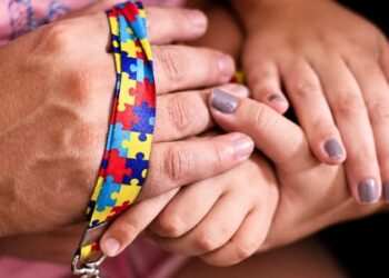 Grupo de Acolhimento “Famílias Atípicas em Rede” para mães e pais com filhos TEA está aberto à comunidade na Sepedi