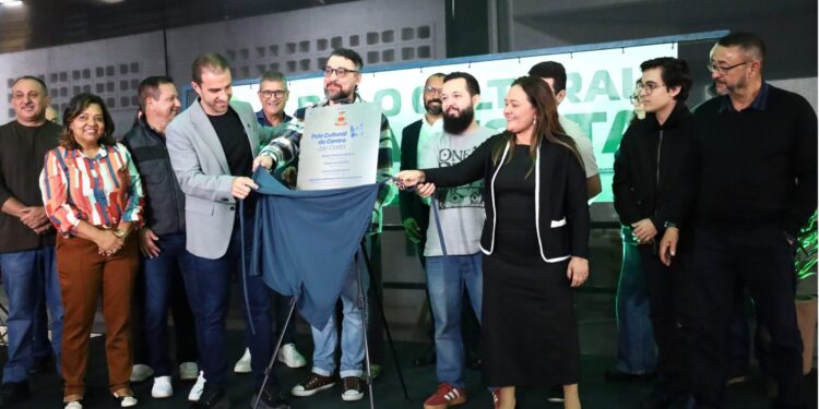 Polo cultural homenageia legado do artista plástico Jac Costa em Caraguatatuba