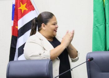 Projeto de Lei da vereadora Cássia é aprovado e garante participação de representantes de terreiros e matriz africana em atos oficiais de Caraguatatuba