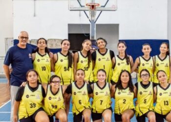 Basquete feminino sub-15 de Caraguatatuba estreia com duas vitórias no torneio Região III da Federação Paulista