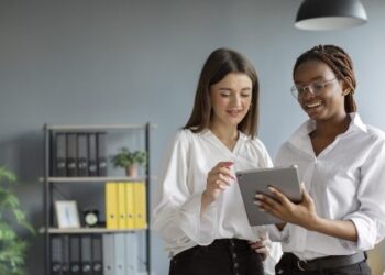 Secretaria de Governo e ETEC Caraguatatuba abrem inscrições para curso gratuito de Assistente de Recursos Humanos