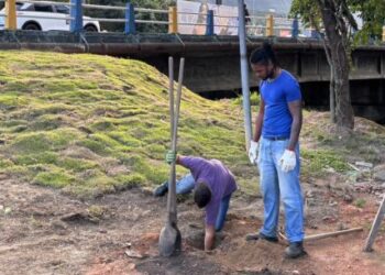 Prefeitura recupera área degradada por descarte irregular no Centro de Caraguatatuba