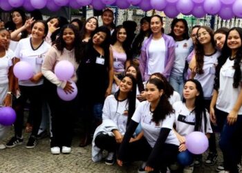 Fundo Social leva caminhada do Agosto Lilás contra violência à mulher às ruas de Caraguatatuba nesta quarta-feira