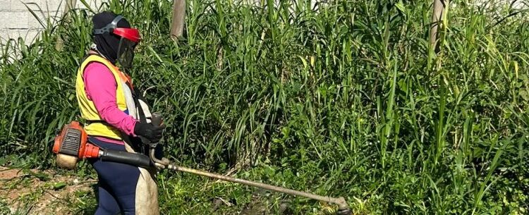 Mais bolsistas do PEAD são convocados para zeladoria dos bairros de Caraguatatuba