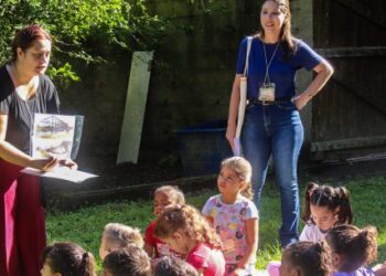 Caraguatatuba lança novo Currículo Municipal da Educação Infantil e fortalece política pública para primeira infância