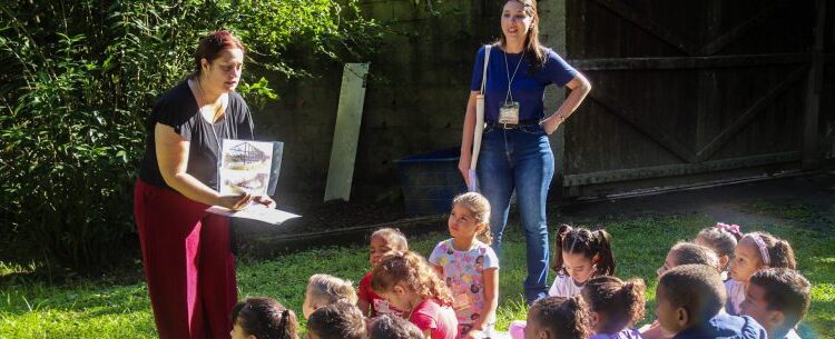 Caraguatatuba lança novo Currículo Municipal da Educação Infantil e fortalece política pública para primeira infância