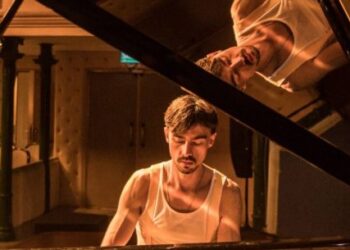 Teatro Mario Covas recebe especial Queen com Bruno Hrabovsky neste domingo