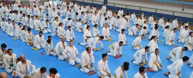 Treino Especial de Krav Maga aguarda 300 praticantes em Caraguatatuba