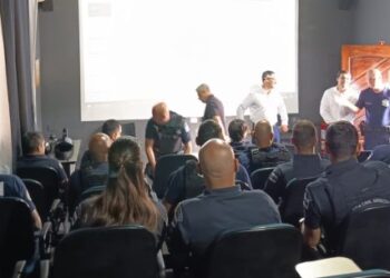 Caraguatatuba promove treinamento para integrar Guarda Civil Municipal à fiscalização de posturas