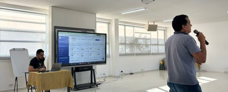 Sistema EduConnect fortalece aprendizado de estudantes da Educação Inclusiva da rede municipal de Caraguatatuba
