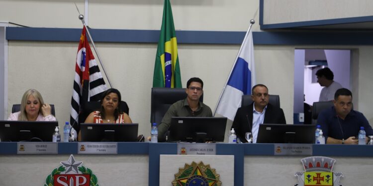 Três projetos estão na pauta da 34ª Sessão Ordinária